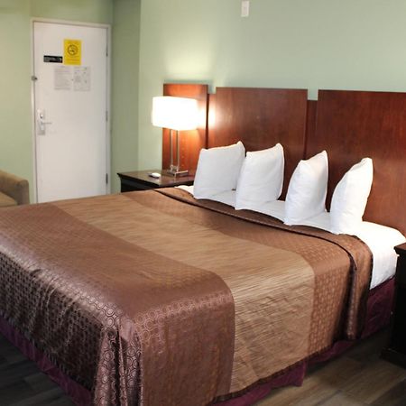 Rancho California Inn เทเมคิวลา ภายนอก รูปภาพ