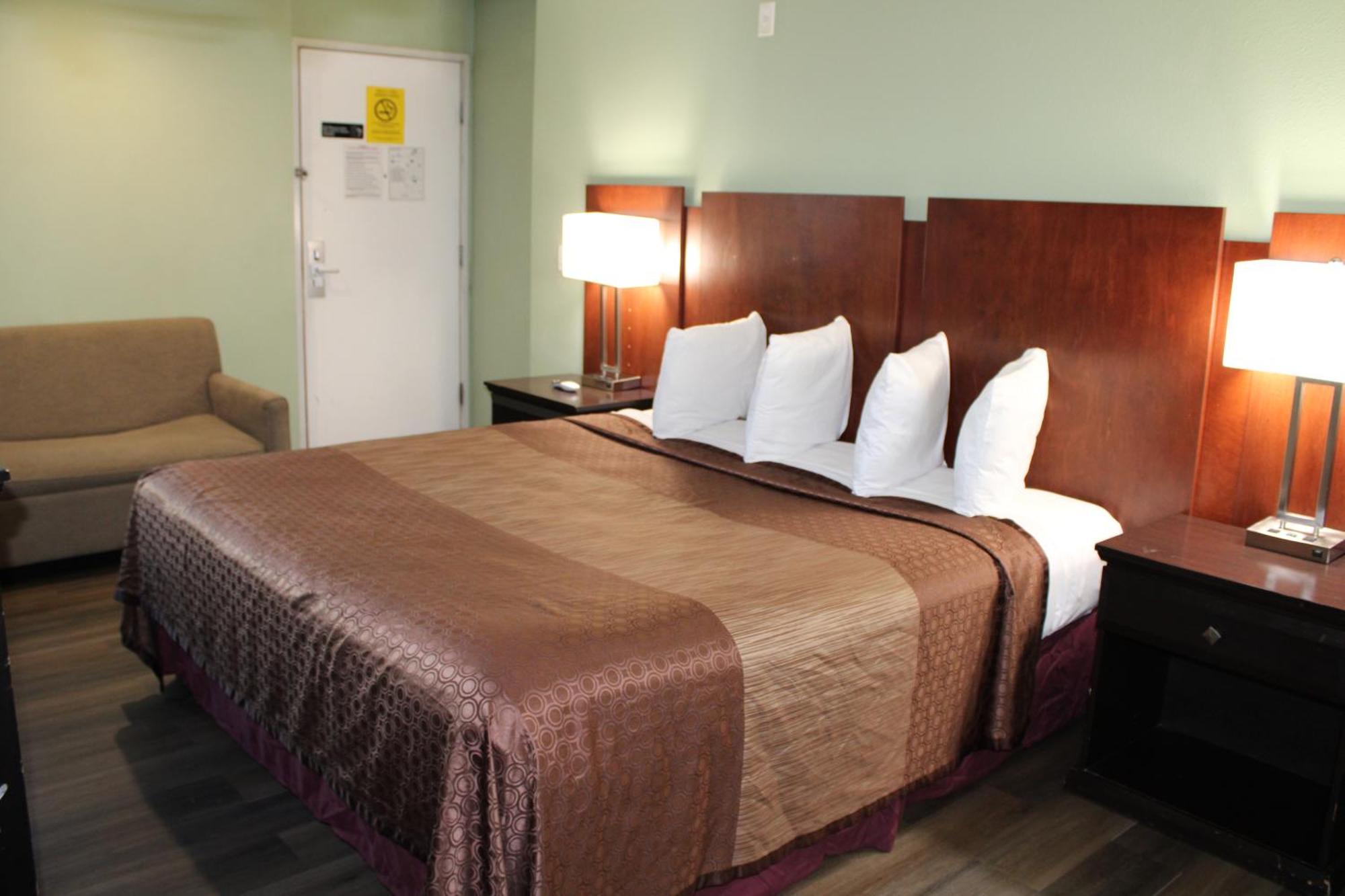 Rancho California Inn เทเมคิวลา ภายนอก รูปภาพ