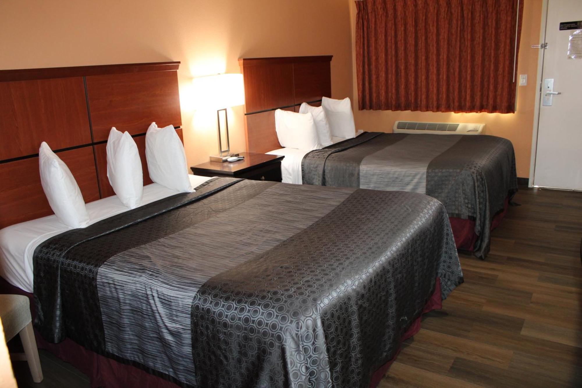 Rancho California Inn เทเมคิวลา ภายนอก รูปภาพ