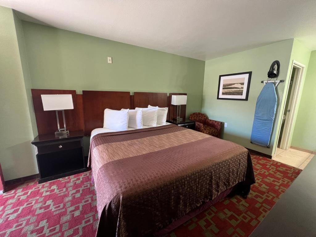 Rancho California Inn เทเมคิวลา ภายนอก รูปภาพ