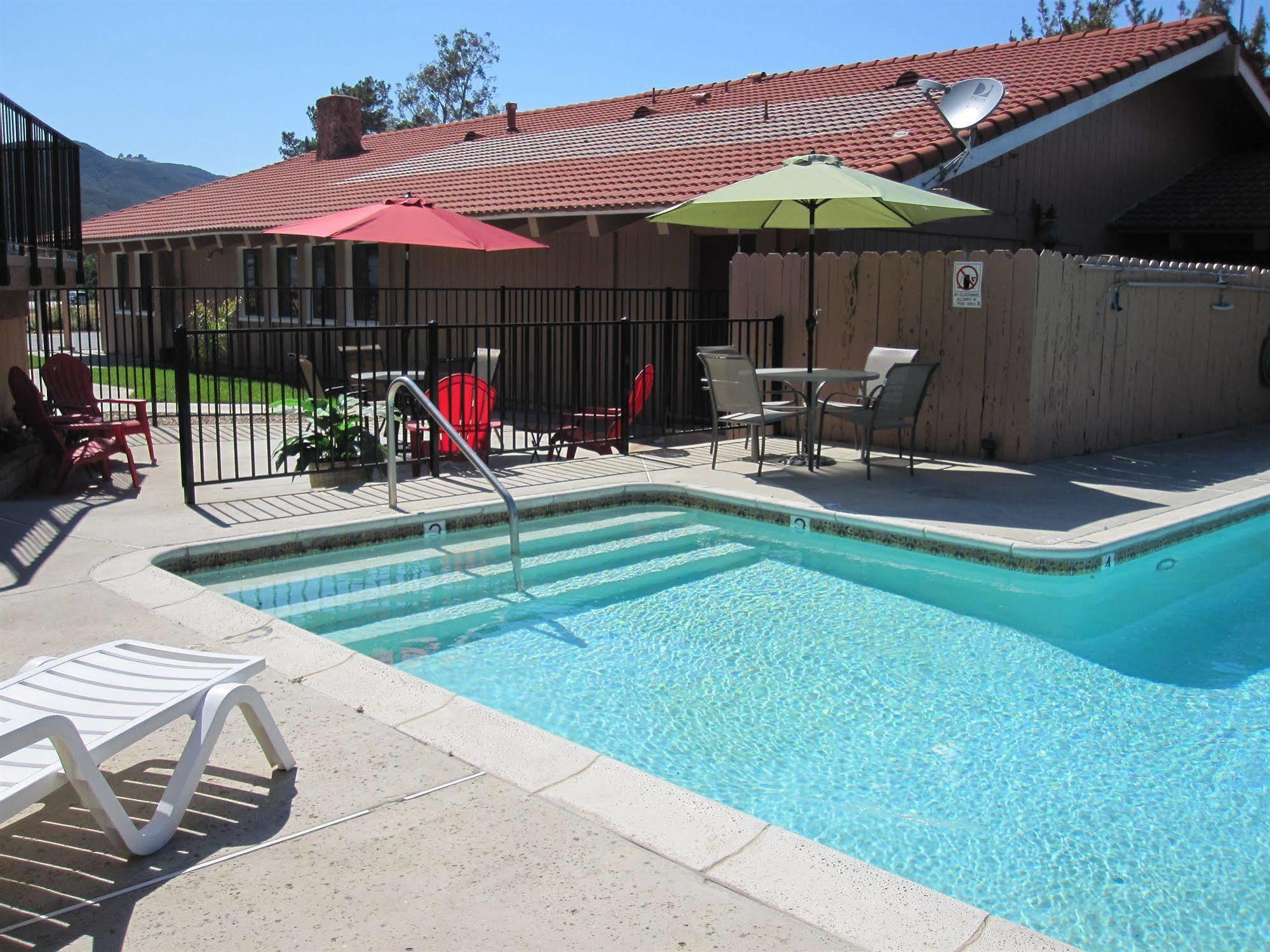 Rancho California Inn เทเมคิวลา ภายนอก รูปภาพ