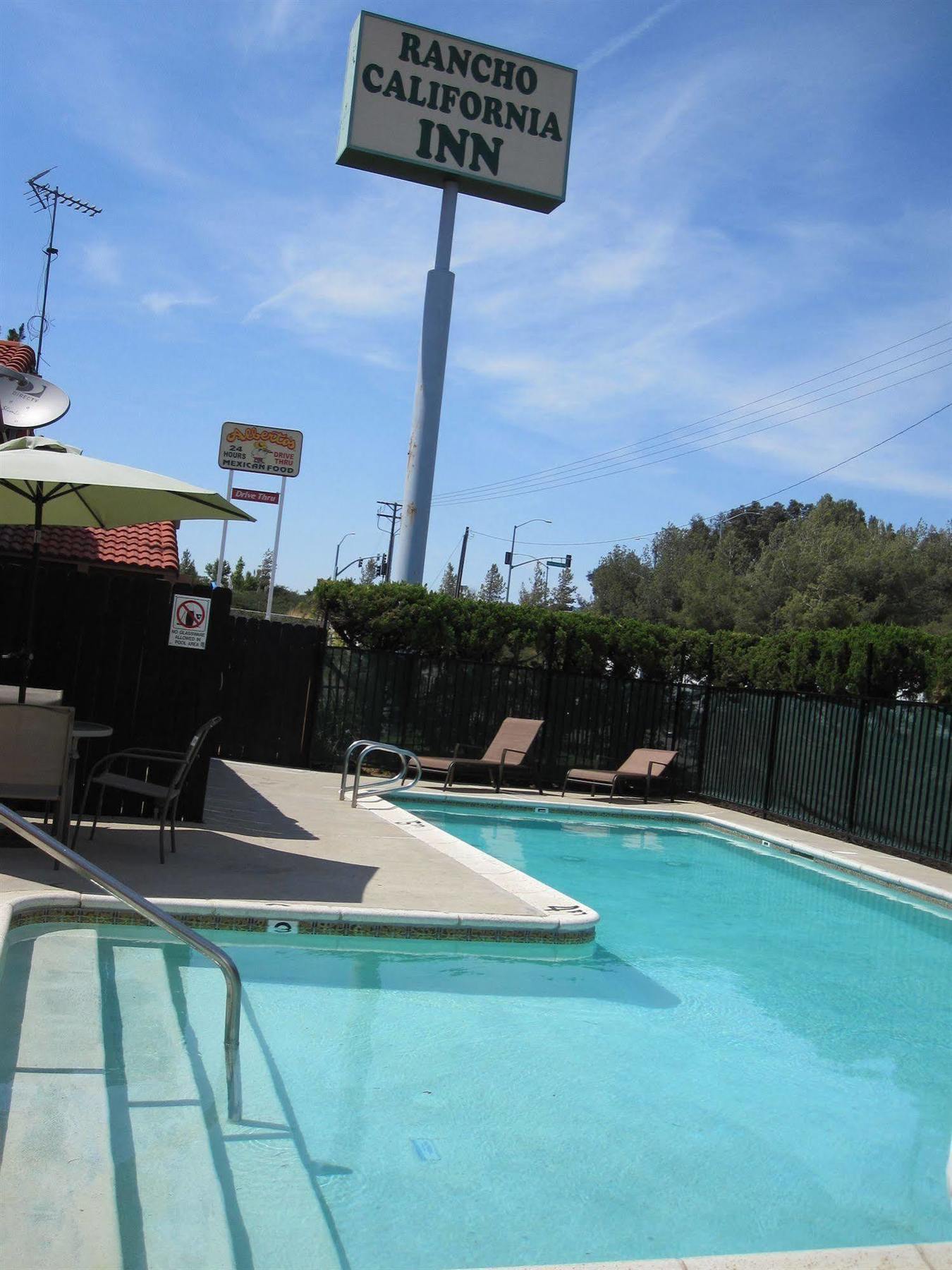 Rancho California Inn เทเมคิวลา ภายนอก รูปภาพ