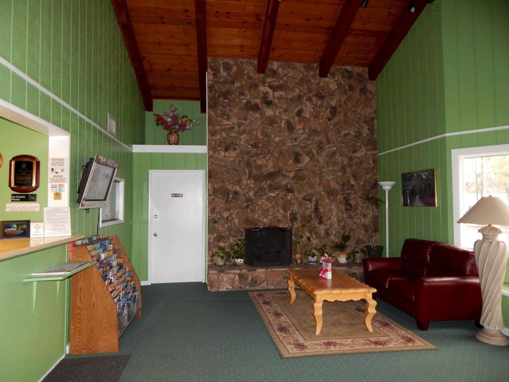 Rancho California Inn เทเมคิวลา ภายนอก รูปภาพ
